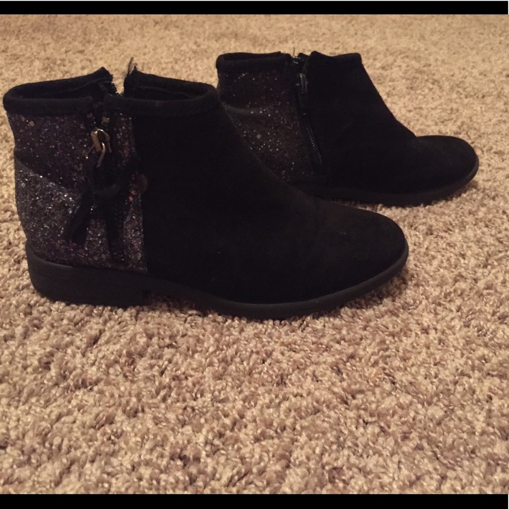 Girls ankle boots with glitter